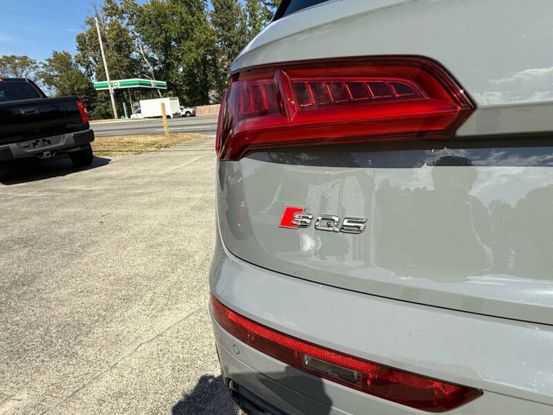 2019 Audi SQ5 3.0T quattro Prestige