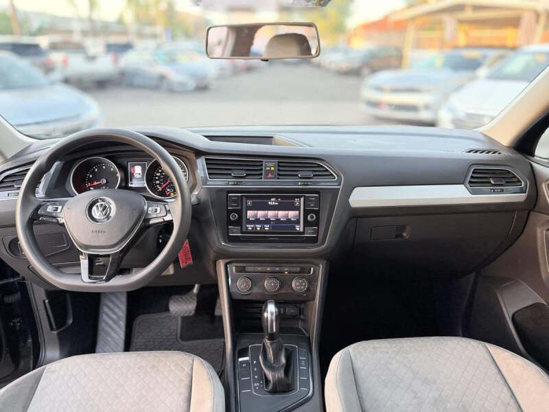 2019 Volkswagen Tiguan S