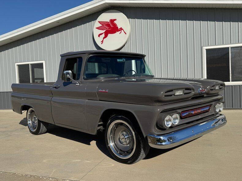 1961 Chevrolet Apache