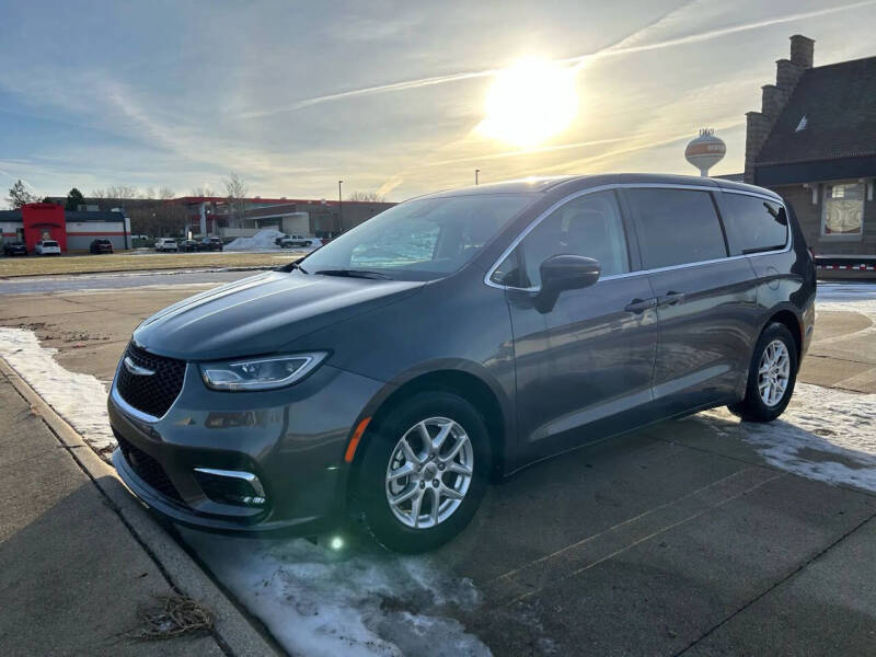 2023 Chrysler Pacifica Touring L