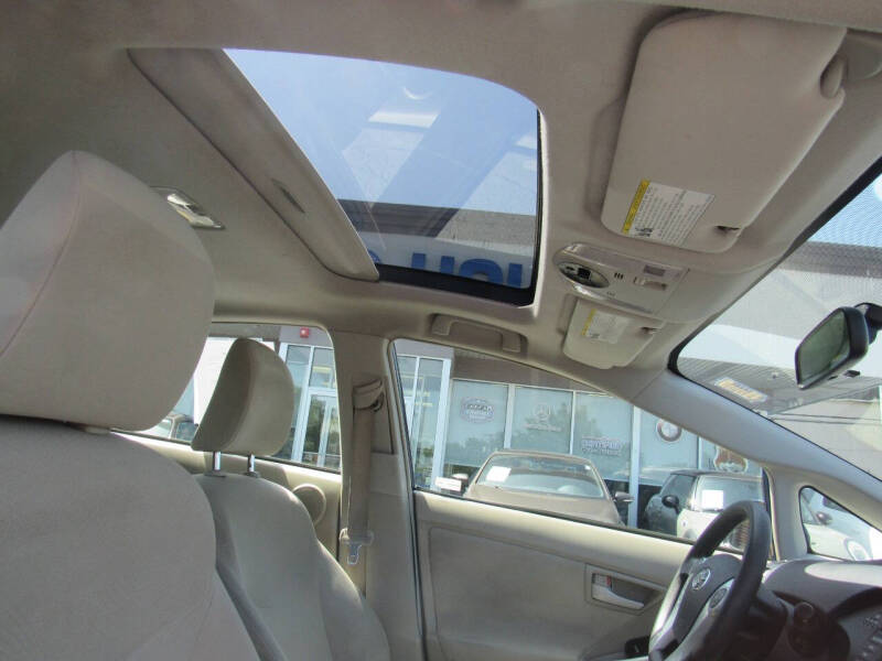 2010 Toyota Prius I