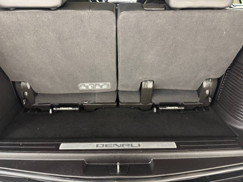 2011 GMC Yukon Denali