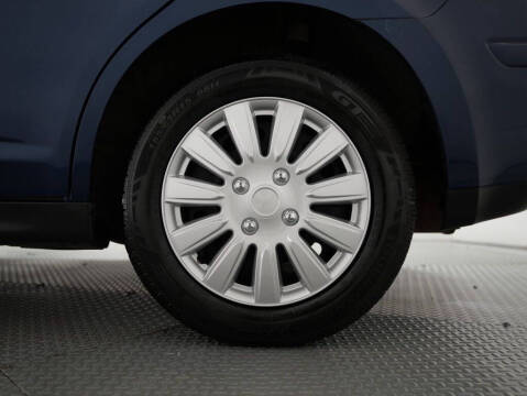 2012 Nissan Versa 1.8 S