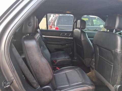 2017 Ford Explorer Sport