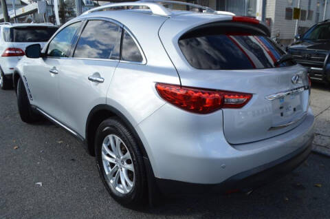 2011 Infiniti FX35