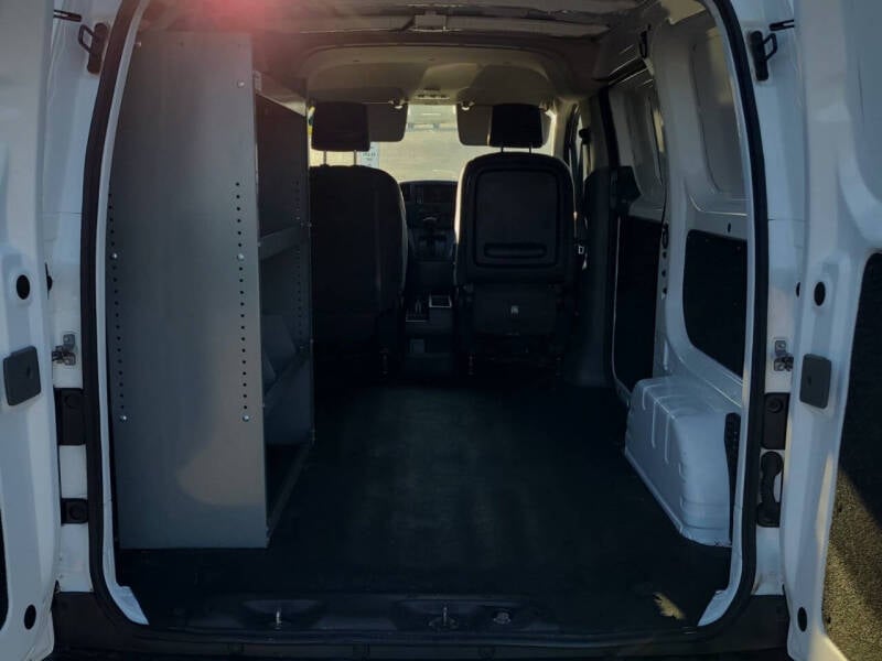 2020 Nissan NV200 S photo 8