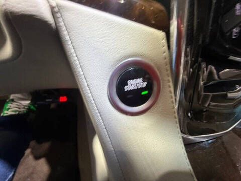 2016 Cadillac Escalade Luxury Collection