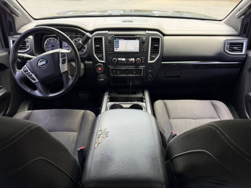 2018 Nissan Titan