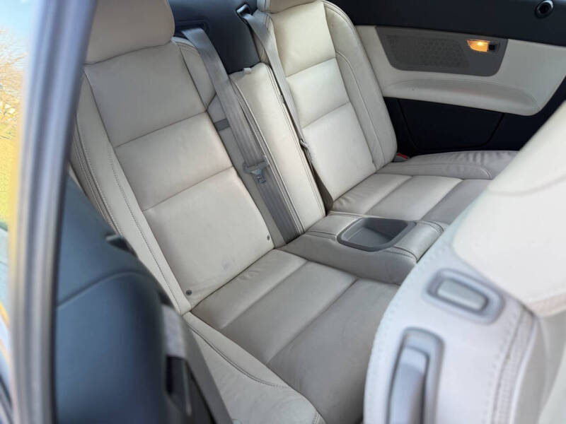 2012 Volvo C70 T5