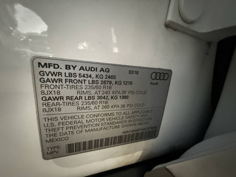 2019 Audi Q5 quattro Premium 45 TFSI