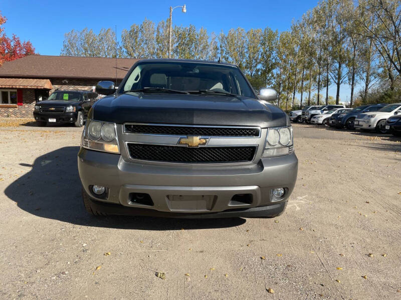 2007 Chevrolet Avalanche null photo 2