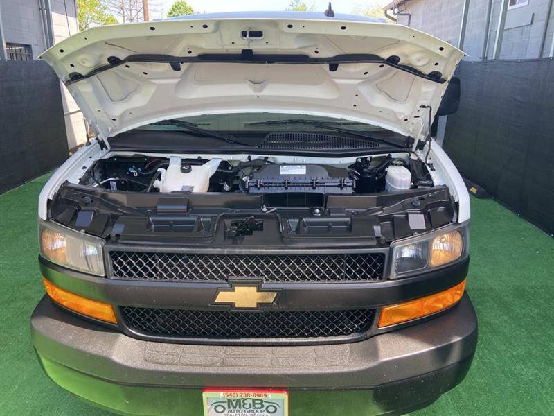 2021 Chevrolet Express 2500