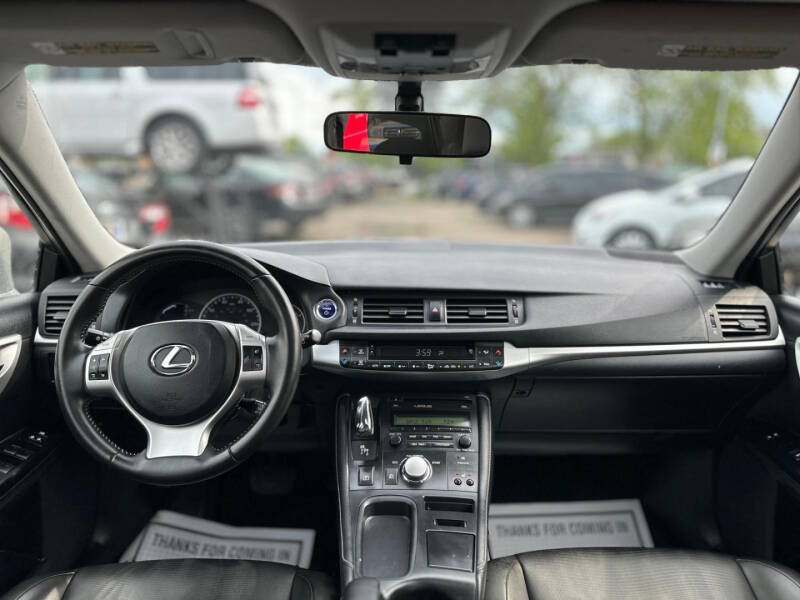 2013 Lexus CT 200h