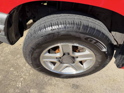 2003 Chevrolet Tracker