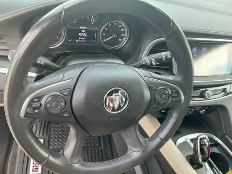 2020 Buick Enclave Essence