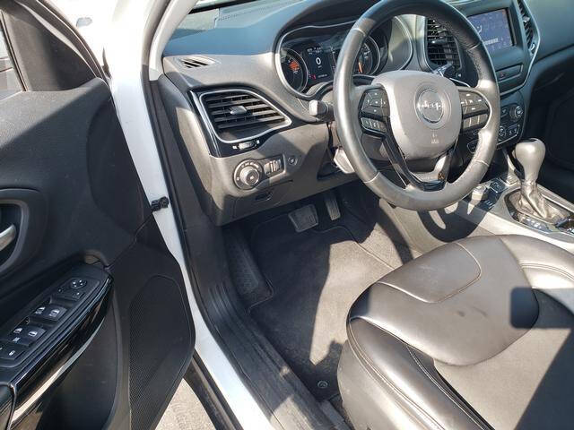 2019 Jeep Cherokee Altitude