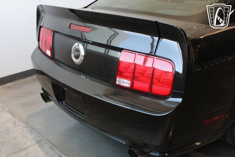 2005 Ford Mustang