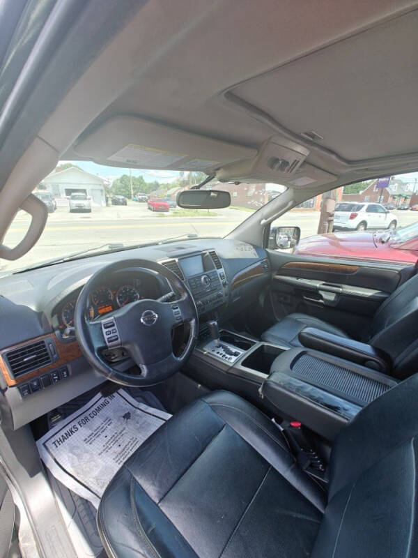 2011 Nissan Armada Platinum