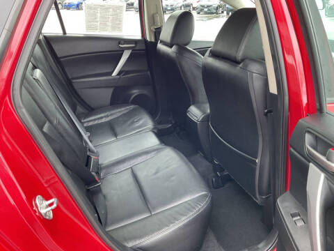 2013 Mazda MAZDA3 i Grand Touring