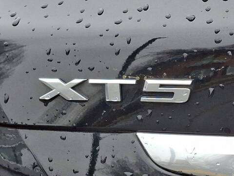 2018 Cadillac XT5 Luxury