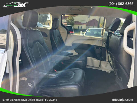 2021 Chrysler Pacifica Touring L