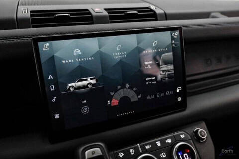 2024 Land Rover Defender 130 P400 X-Dynamic SE