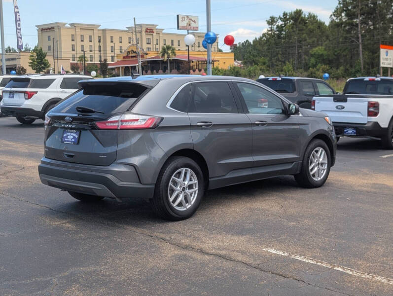2024 Ford Edge