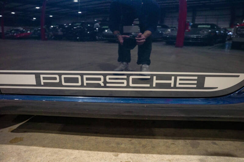 2012 Porsche Cayman R