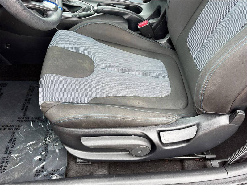 2021 Hyundai Veloster
