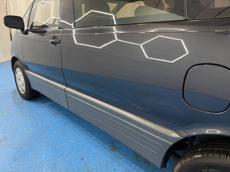 1995 Toyota Previa DX