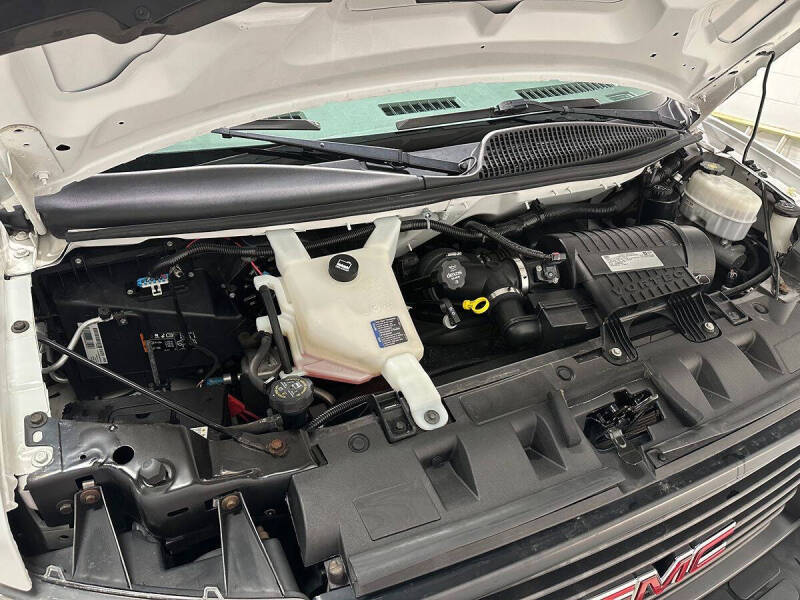 2020 GMC Savana 2500