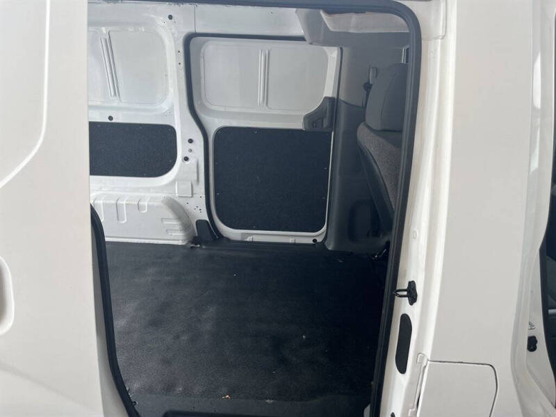 2015 Nissan NV200 S