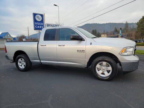2017 RAM 1500 SLT