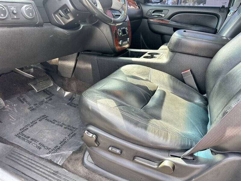 2014 Chevrolet Suburban LT