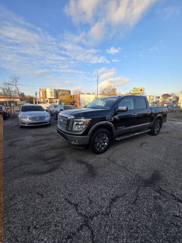 2017 Nissan Titan Platinum Reserve