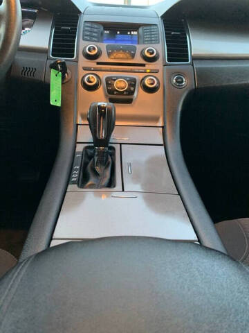 2016 Ford Taurus SEL