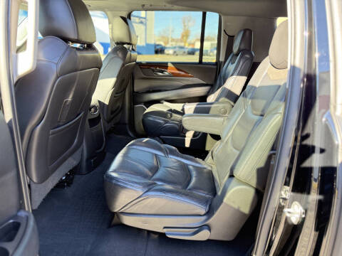 2019 Cadillac Escalade ESV Luxury