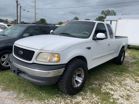 2001 Ford F-150 for sale at EXECUTIVE CAR SALES LLC in North Fort Myers FL