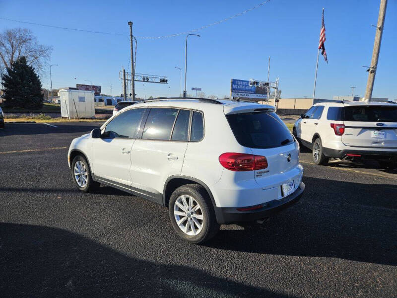 2018 Volkswagen Tiguan Limited 2.0T 4Motion