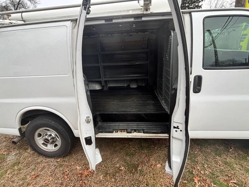 2017 GMC Savana 2500