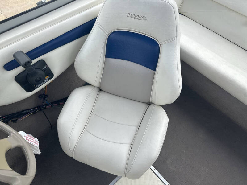 2005 Stingray Boats 180 RX