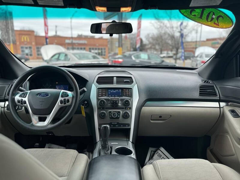 2013 Ford Explorer