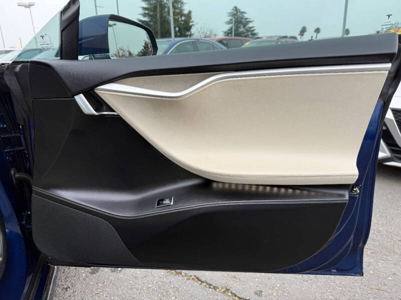 2018 Tesla Model S 75D