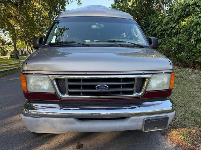 2003 Ford E-Series