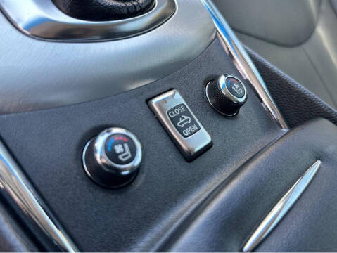 2014 Infiniti Q60 Convertible