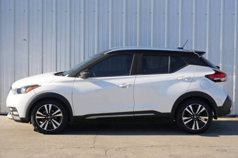 2020 Nissan Kicks SR