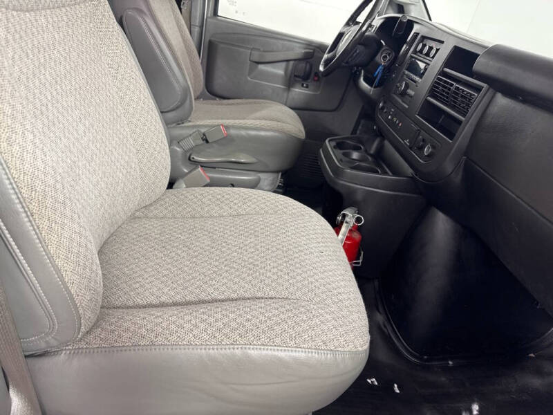 2020 Chevrolet Express 2500