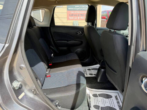 2017 Nissan Versa Note SV