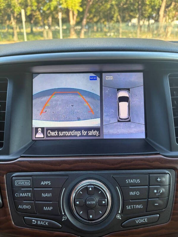 2017 Nissan Pathfinder Platinum