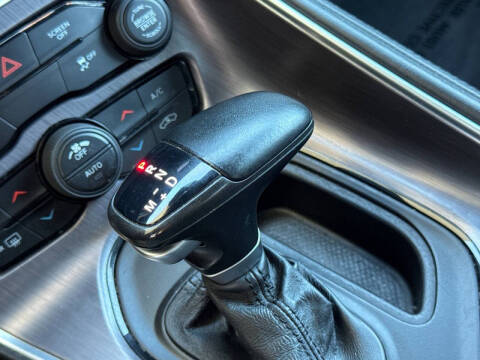 2018 Dodge Challenger SXT